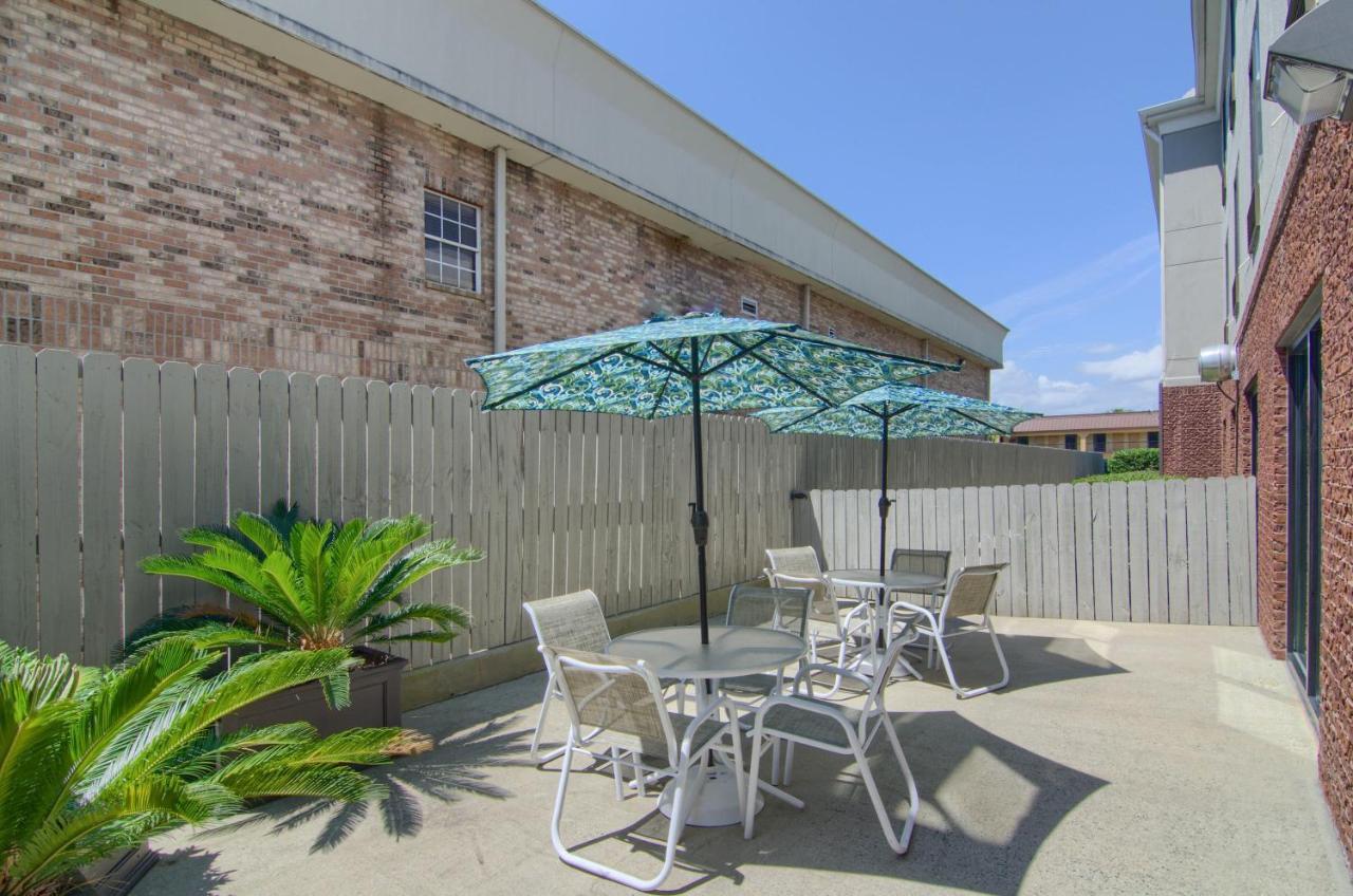 Comfort Suites Mobile-South Alabama University Area Exterior photo